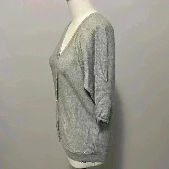 Banjo & Matilda Silk and Cashmere blend V Neck button up Cardigan - Picture 3 of 9